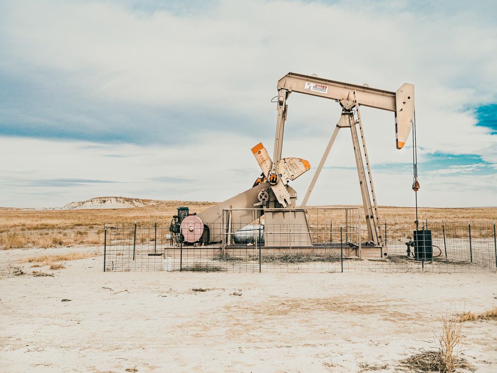 Нефтепродукты и масла